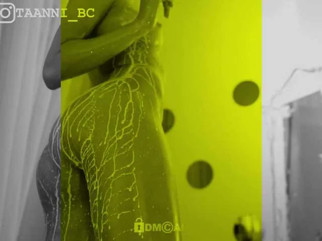 Taanni – webcam model profile photo